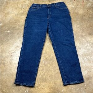 Lee Riders Classic High Rise Blue Denim Jeans
Size: 16 p